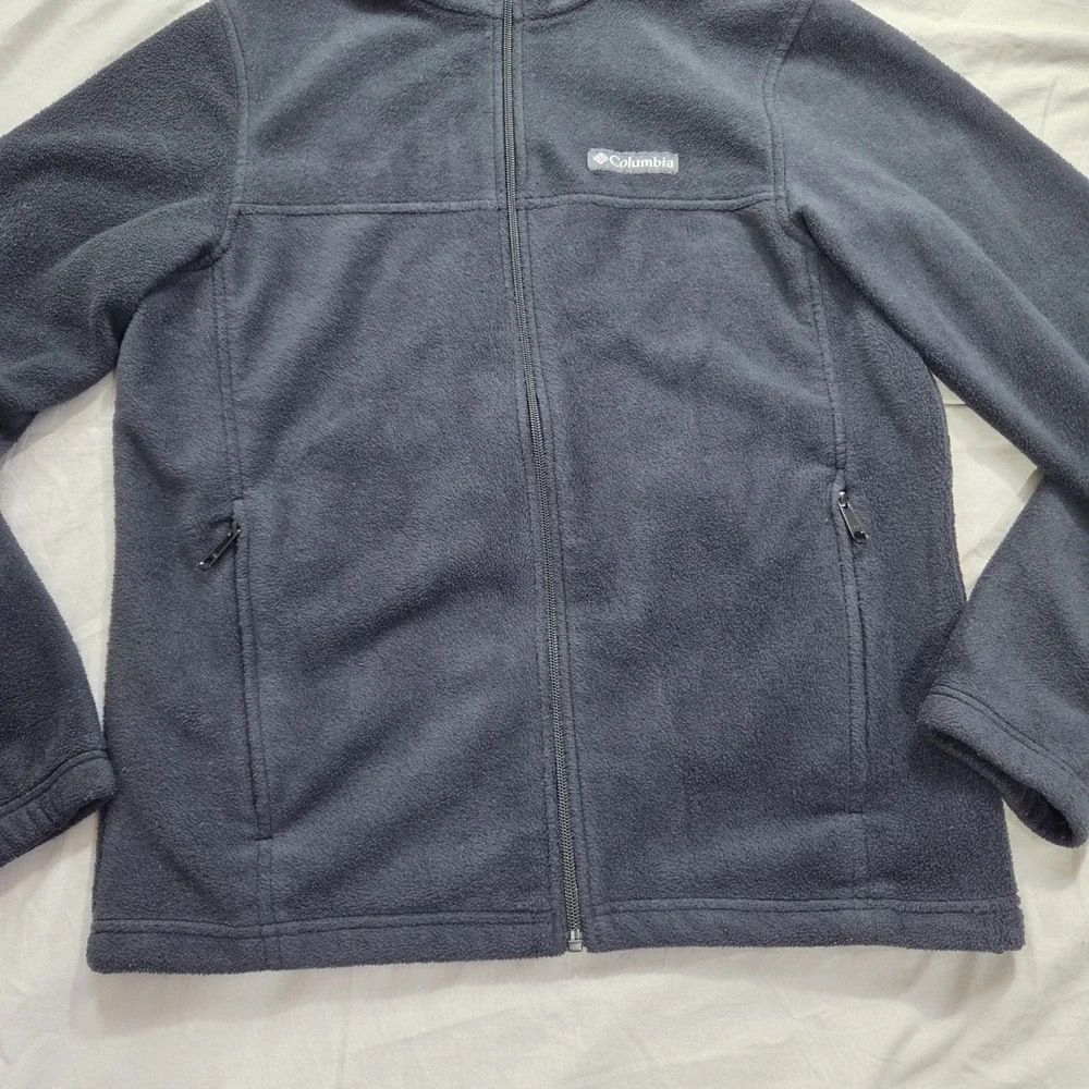 Columbia Mens Black Fleece Full Zip Jacket Size Small Lightweight Zip Pockets